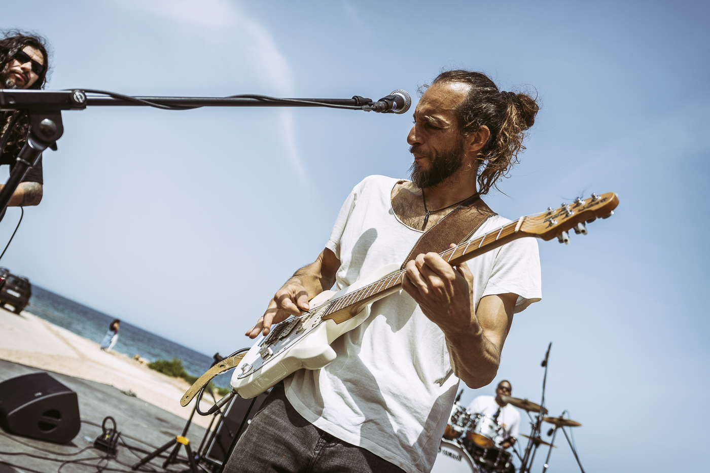 El trío de Matteo Crocetti, junto a Gabriel de Miranda y Fabio Capelli, en Cala Escondida