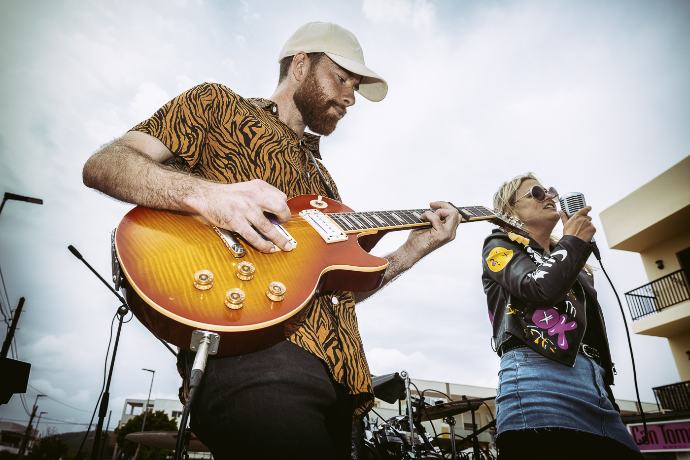 New band Cafe Caleta brings Spanish pop and rock hits to Can Bernat Vinya
